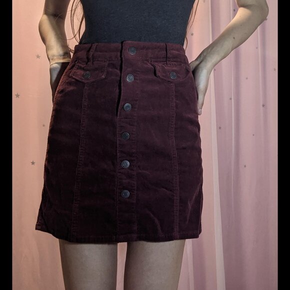 Red Button-Down Denim Mini Skirt - Picture 6 of 8